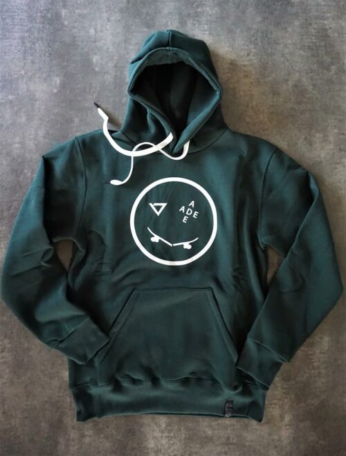 Heavy hooded sweatshirt, manufactured with very resistant fabric