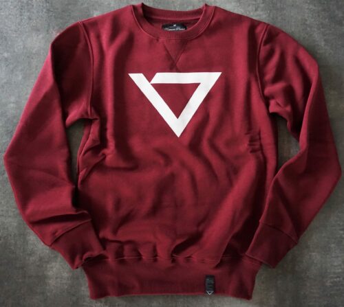 heavy crew-neck sweatshirt, manufactured with very resistant fabric