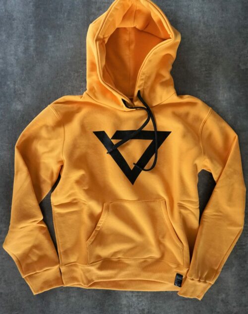 heavy hooded sweatshirt, manufactured with very resistant fabric