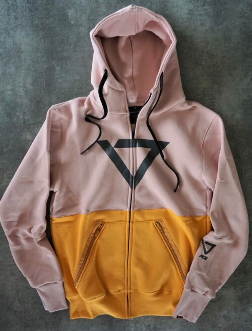 heavy hooded sweatshirt, manufactured with very resistant fabric