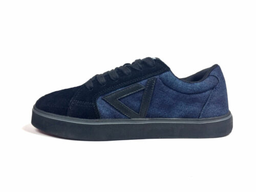 Inward # Blue Jeans / Black