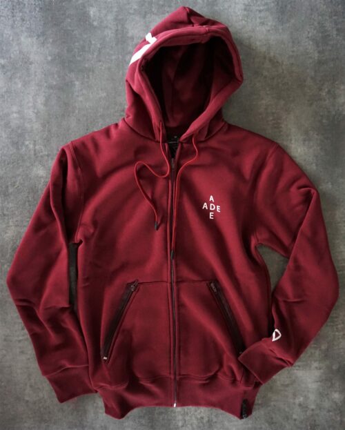 heavy zipped and hooded sweatshirt, manufactured with very resistant fabric