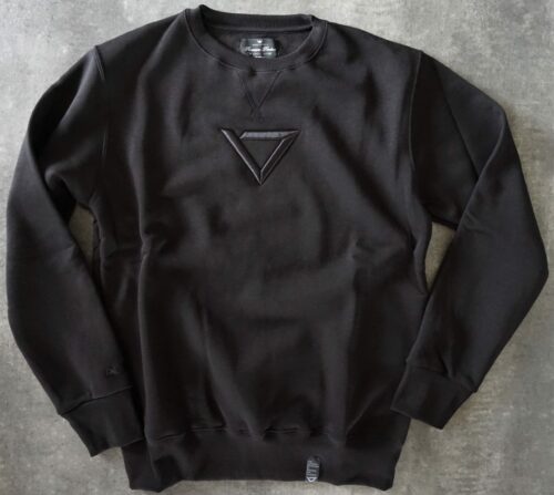 heavy crew-neck sweatshirt, manufactured with very resistant fabric