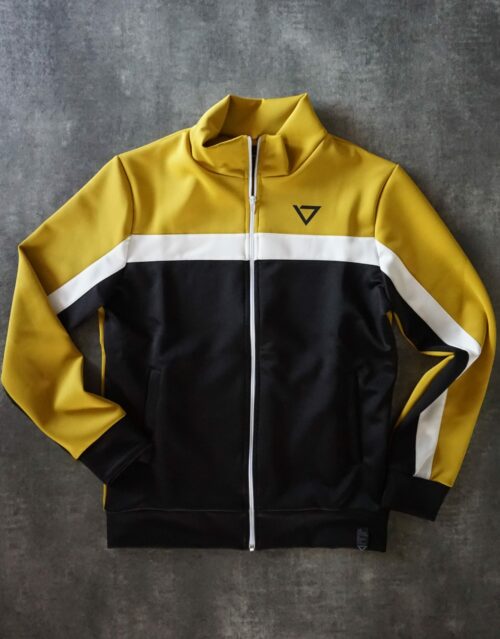 highly functional performant jacket, inspired by the style of street skateboarding