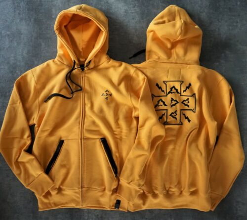 heavy zipped and hooded sweatshirt, manufactured with very resistant fabric