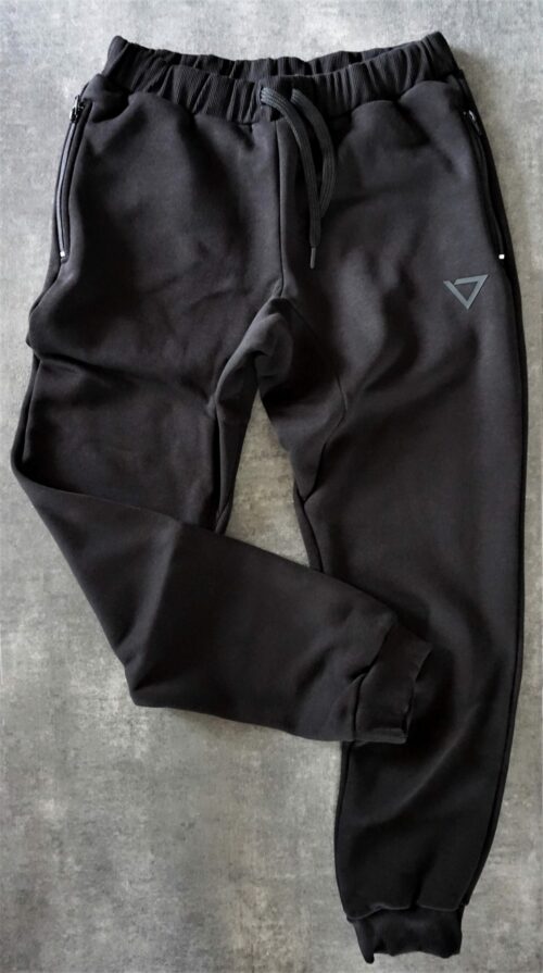 highly functional performant pants, inspired by the style of street skateboarding